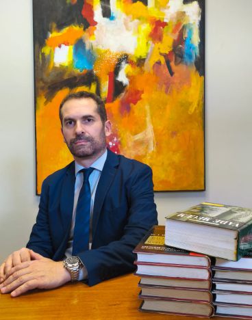 Dr. Antonio Carlos